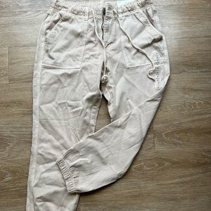 American Eagle tomgirl joggers